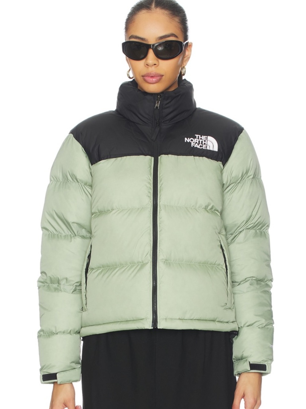 The North Face Women's Two-Tone Sage and Black Puffer Jacket Sz snap - Picture 3 of 7